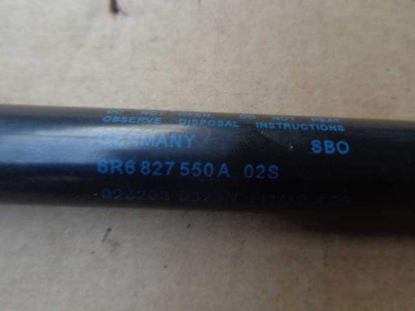 VERIN HAYON VW POLO 6R - Vue 2